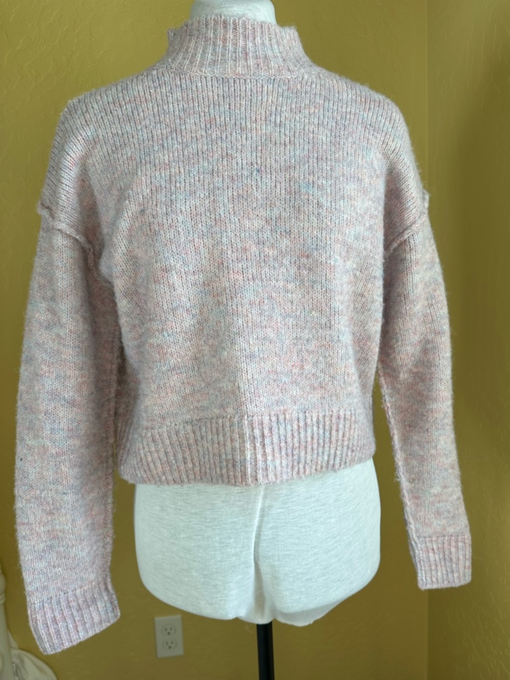 Jessica Simpson Purple/Pink Sweater - Size S